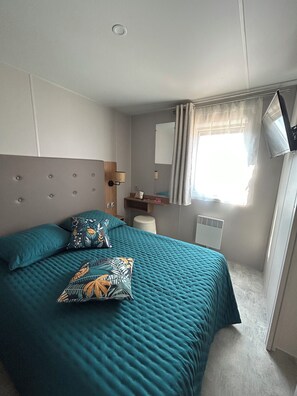 2 bedrooms - Mobil-home Neuf Avec Terrasse vue mer Exceptionnelle (Saint-Raphaël)