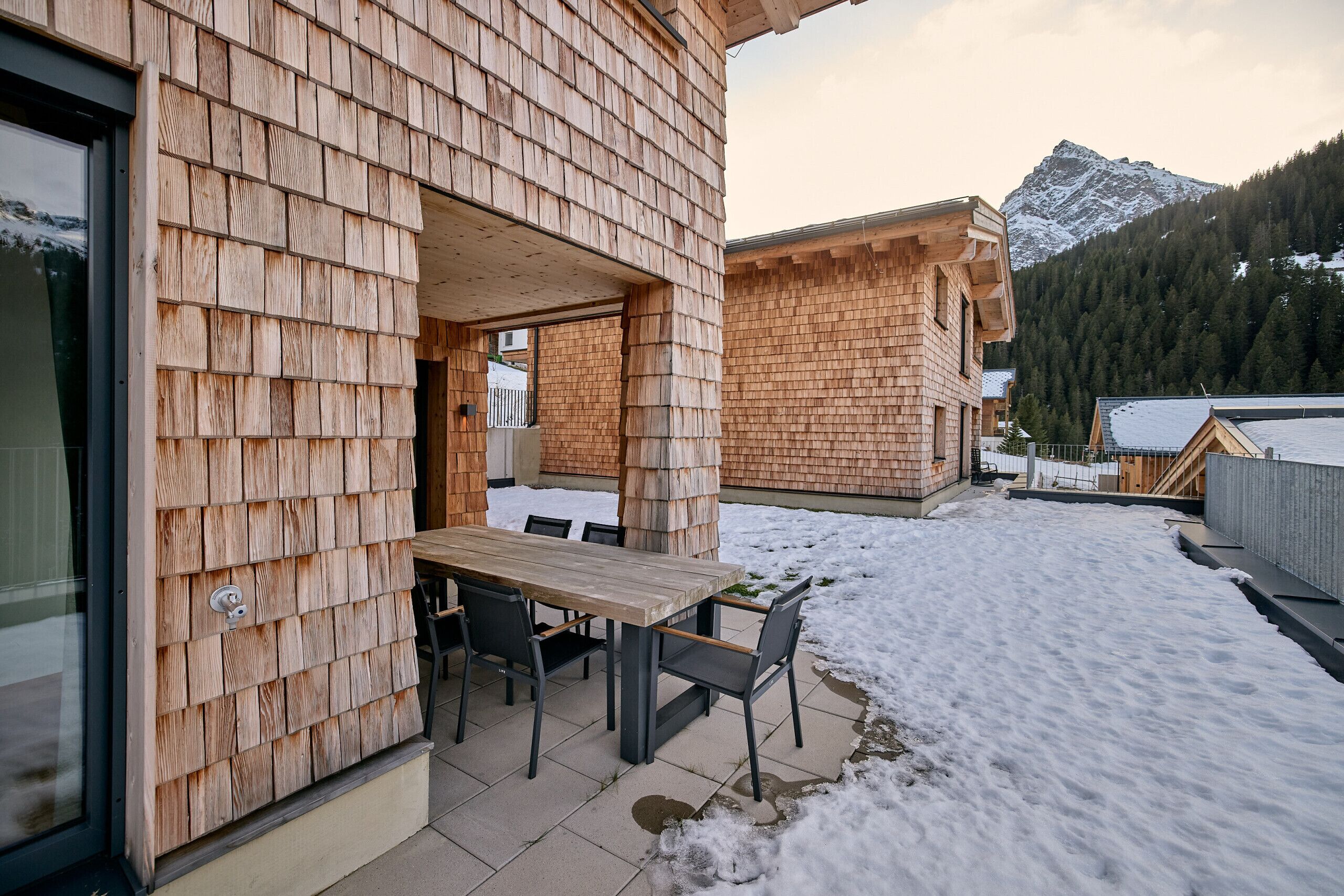 屋外ダイニングエリア