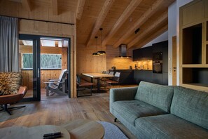 TV - 5805 Alm-Lodge tschintg Ski-in-out (Gargellen)