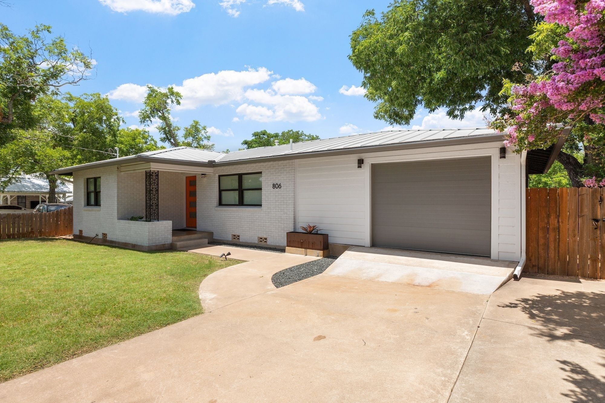 House, 3 Bedrooms | Exterior