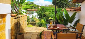 Outdoor dining - Casa Lolo Barichara Central  (Barichara)
