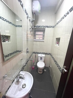 Standard Apartment | Bathroom - God's Touch Apartments (Lagos)