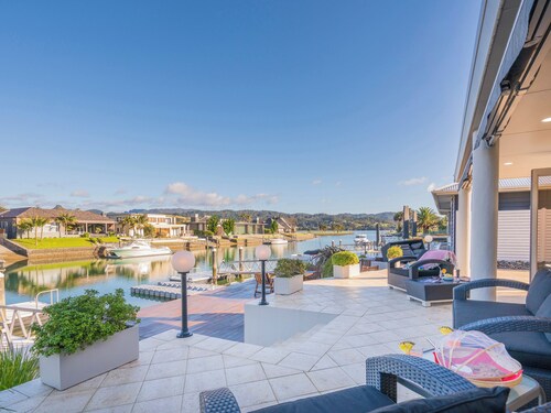 Sunset View - Pauanui Waterfront Home