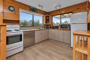 Fridge, microwave, dishwasher, toaster