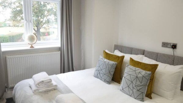 1 camera, ferro/asse da stiro, culla da viaggio, Wi-Fi