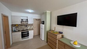 Fridge, microwave, stovetop, coffee/tea maker - Apartment for 2 (Luxury Edition) (Zadar)