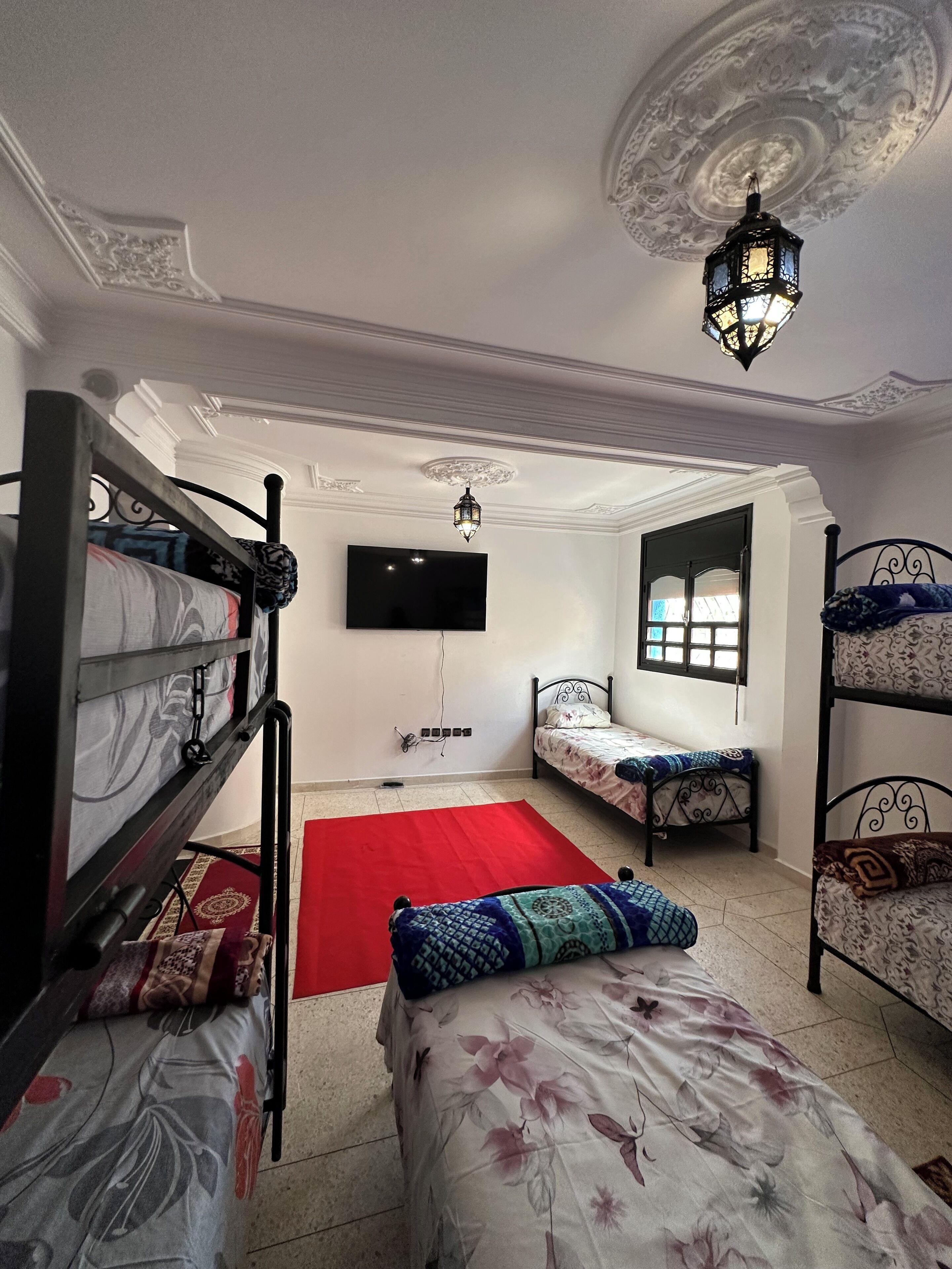 Photo - Dinosaur Anza Surf House