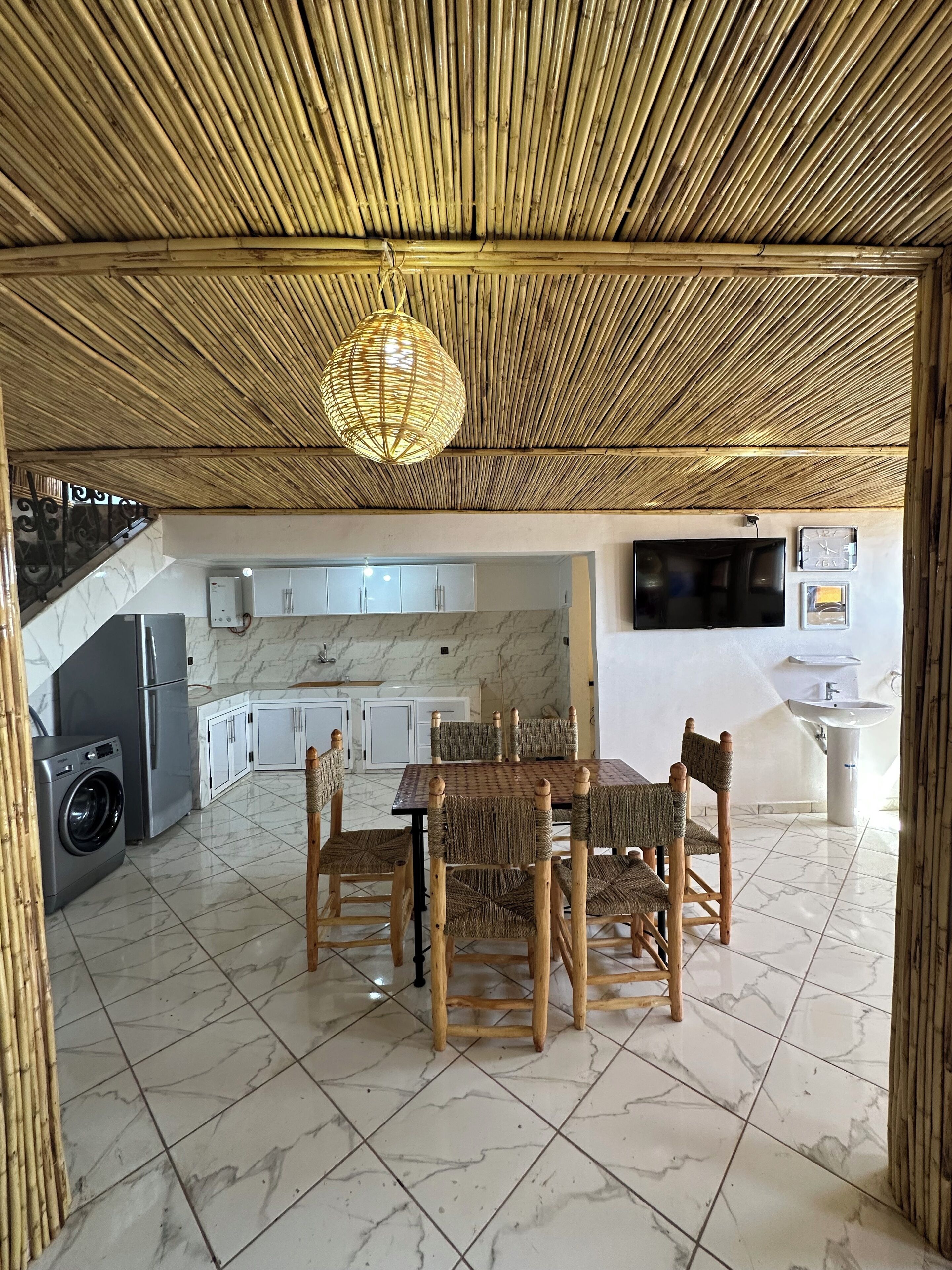 Photo - Dinosaur Anza Surf House