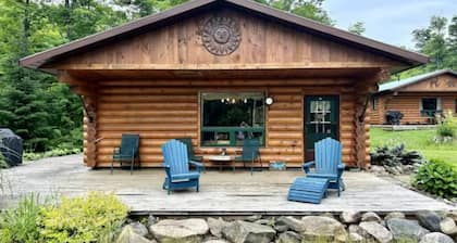 Lakefront Cabin #4 - 4 Season - Sleeps 7
