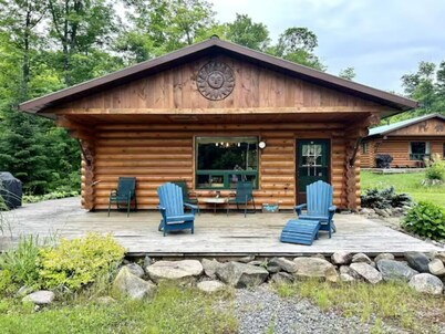 Lakefront Cabin #4 - 4 Season - Sleeps 7