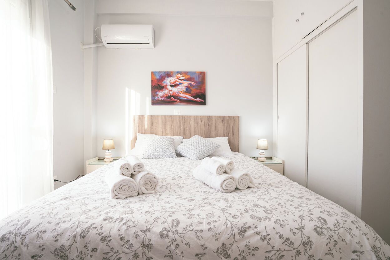 1 bedroom, iron/ironing board, bed sheets