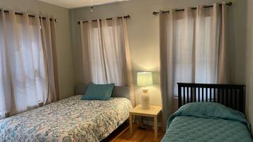 2 bedrooms, WiFi, bed sheets
