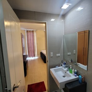 Hair dryer, towels, soap, toilet paper - Fully Furnished Modern 1 BR Condo at The Venice Luxury Residences (Taguig)