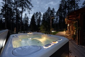 Outdoor spabad