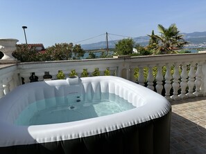 室外 SPA 浴池