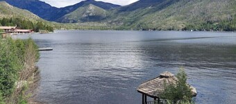 New Build Boardwalk Studio Condo steps from Lake!!
