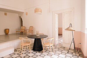 Dining - La Dimora delle Terrazze, a noble palace with a stunning view in Gallipoli (Gallipoli)