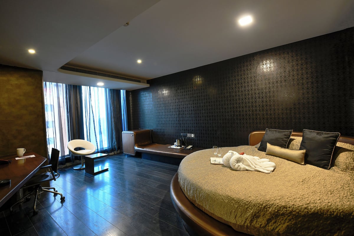 Deluxe-Suite | 1 Schlafzimmer, Bettwäsche aus ägyptischer Baumwolle