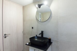 Apartment | Bathroom