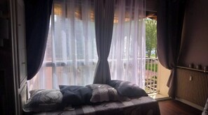Bed sheets - RESIDENCE ALBIGNY STUDIO OVERLOOKING LAC D'ANNECY, NEAR TOWN CENTER -SHOPS (Annecy)