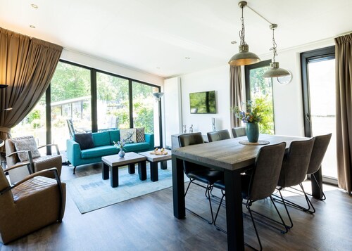 Genießen Sie eine wunderbare Zeit am Teich