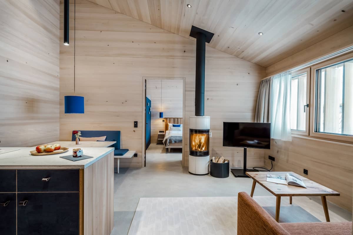 Nhà gỗ Deluxe | 1 phòng ngủ, bộ đồ giường kháng dị ứng, trang trí khác biệt