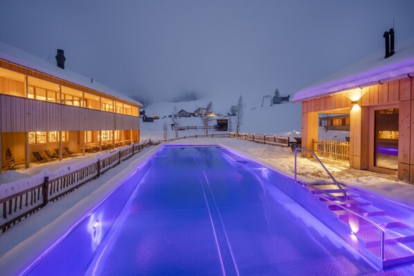 Sauna, Dampfbad, Massageanwendungen