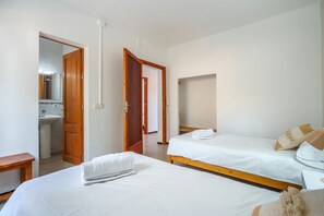 3 Schlafzimmer, Bügeleisen/Bügelbrett, kostenloses WLAN, Bettwäsche