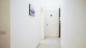 Unclassified image, 5 of 27, button - from home to vesuvius (Torre del Greco)