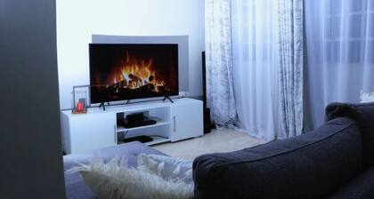 Britneys' chill spot