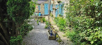 โรส คอทเทจ - คอทเทจอบอุ่นในมิลเลอร์สเดล