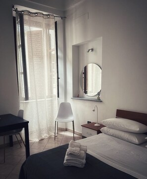 1 Schlafzimmer, Bügeleisen/Bügelbrett, Reisekinderbett, kostenloses WLAN