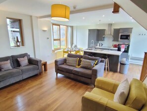 Living area - Bullrush Barn (sleeps 2-6) (Llanfrynach)