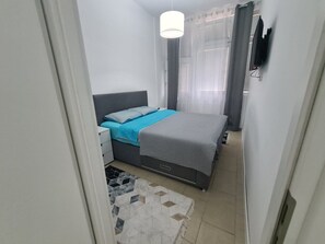 1 bedroom, blackout drapes, iron/ironing board, free WiFi