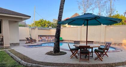 Luxury Studio Apartments-diani