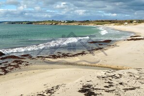 Beach - Charming house with enclosed garden and 50m from the sea (Guilvinec)