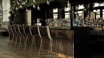 Bar (in der Unterkunft)
