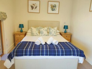 2 bedrooms - Marina View (Llanfrynach)