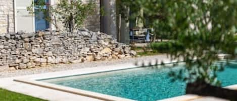 Piscina all'aperto