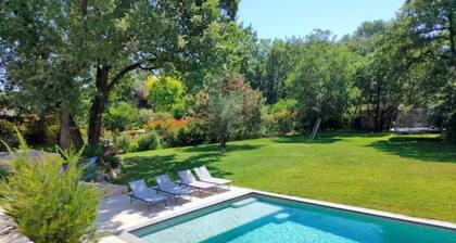 Modern villa with pool near Valbonne