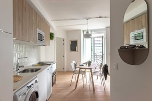 Apartment, 2 Schlafzimmer, Balkon (6 PAX) | Eigene Küche