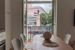 Apartment, 2 Bedrooms, Balcony (5 PAX) | Living area | Smart TV