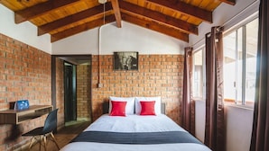 Habitación básica con 1 cama matrimonial o 2 individuales
