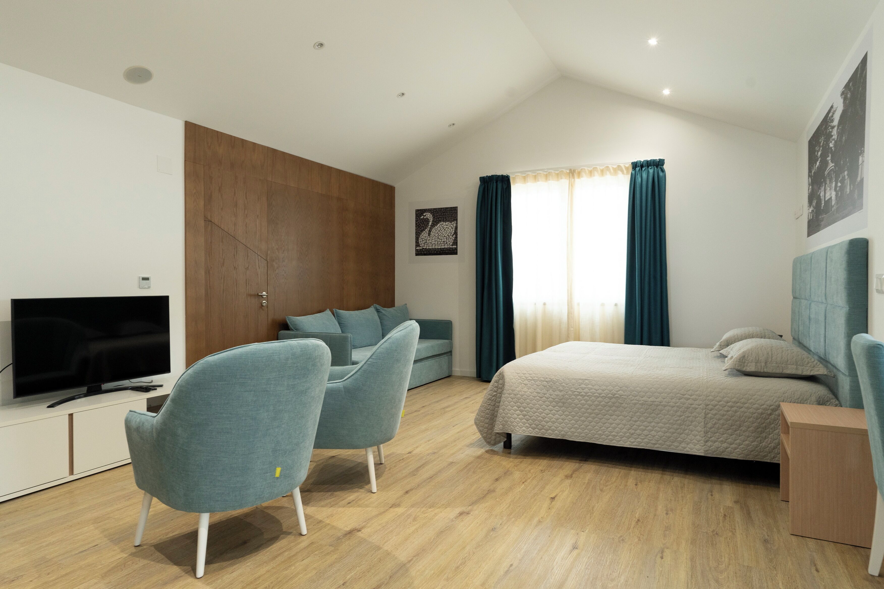 Suite – city | Oppholdsområde | LED-TV