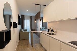 Comfort Apartment | Private kitchen | Fridge, microwave, oven, stovetop