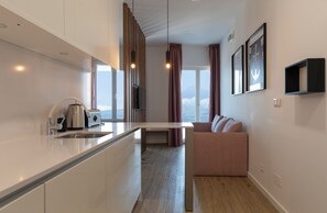 Leilighet – comfort | Oppholdsområde | LED-TV