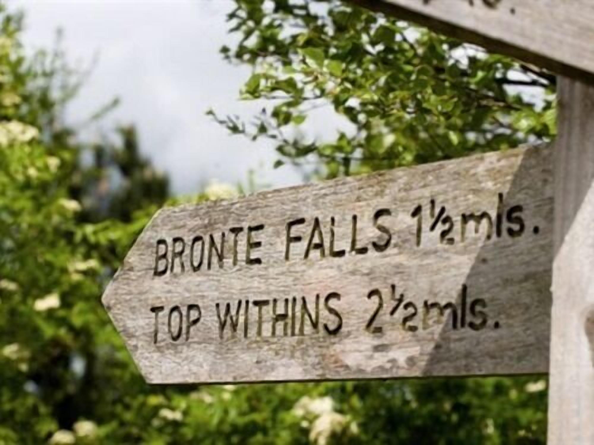 Photo - Leeming Wells 