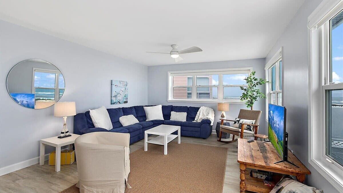 TV, DVD player, offices