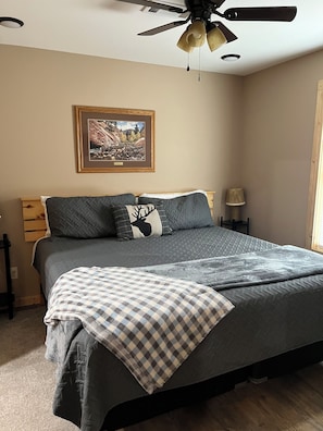 3 bedrooms, iron/ironing board, free WiFi, bed sheets