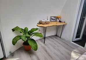 Cabaña panorámica | Área de sala de estar